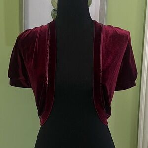 Vintage early 2000s mini burgundy velvet top